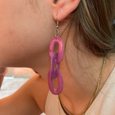 Pendientes morados largos fiesta arcilla polimérica