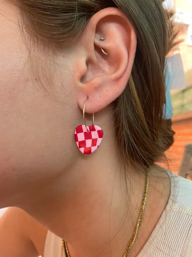 Pendientes corazones rojos y rosas arcilla polimérica