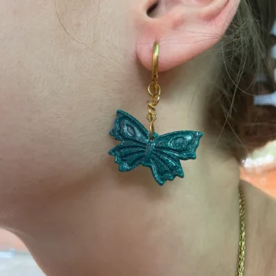 Pendientes de arcilla polimérica de mariposa