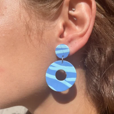 Pendientes flamenca círculo azul arcilla polimérica