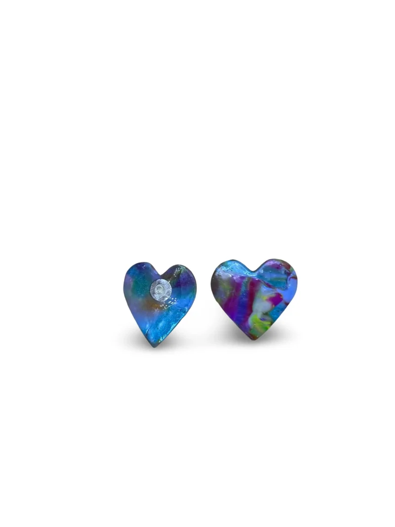 Pendientes de corazones multicolor por detrás