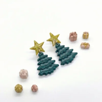 Aretes de arbol de navidad